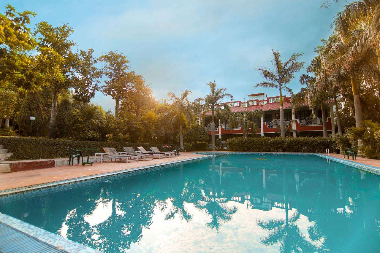 The Narayana Palace by Salvus