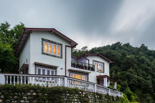 White House Mountain Homestay in Nainital | Staycation