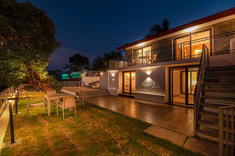 CasaMo Silver Oak by Vista Rooms