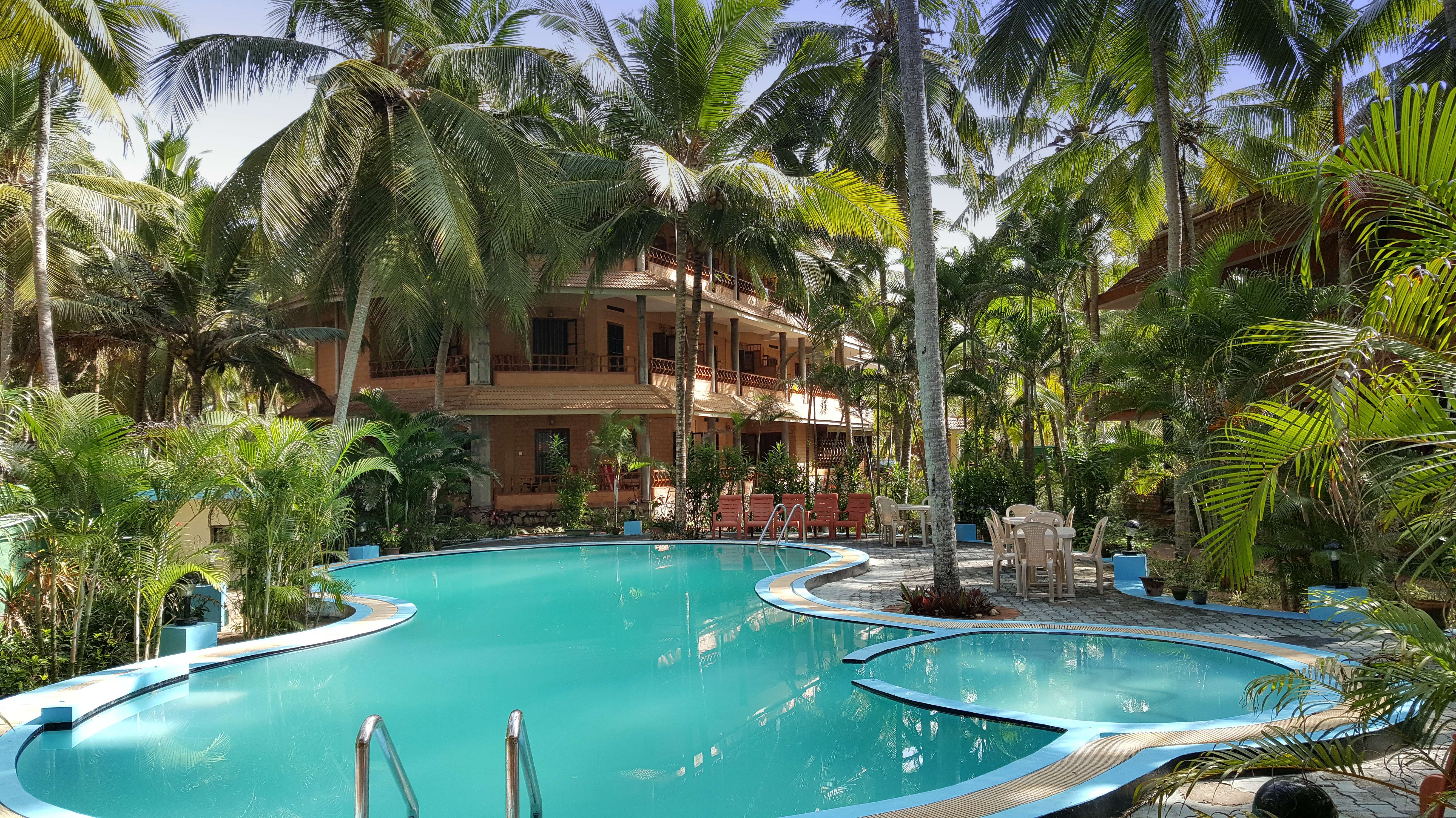 20 Resorts in Munnar with Swimming Pool | Get Upto 50% Off