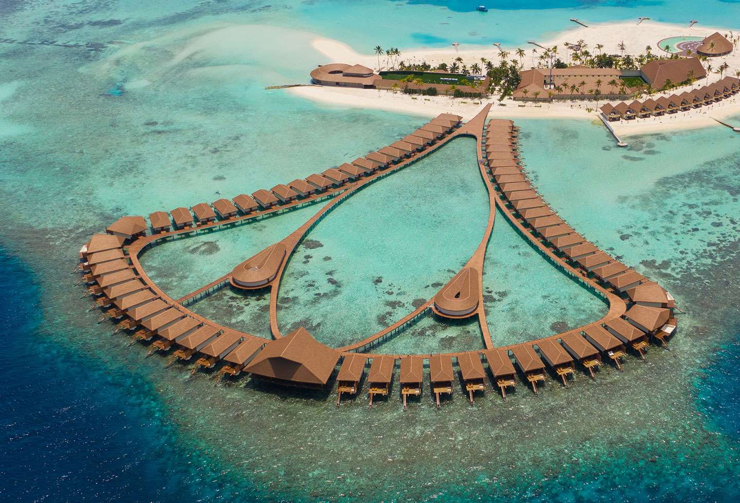Cinnamon Vilufushi Resort