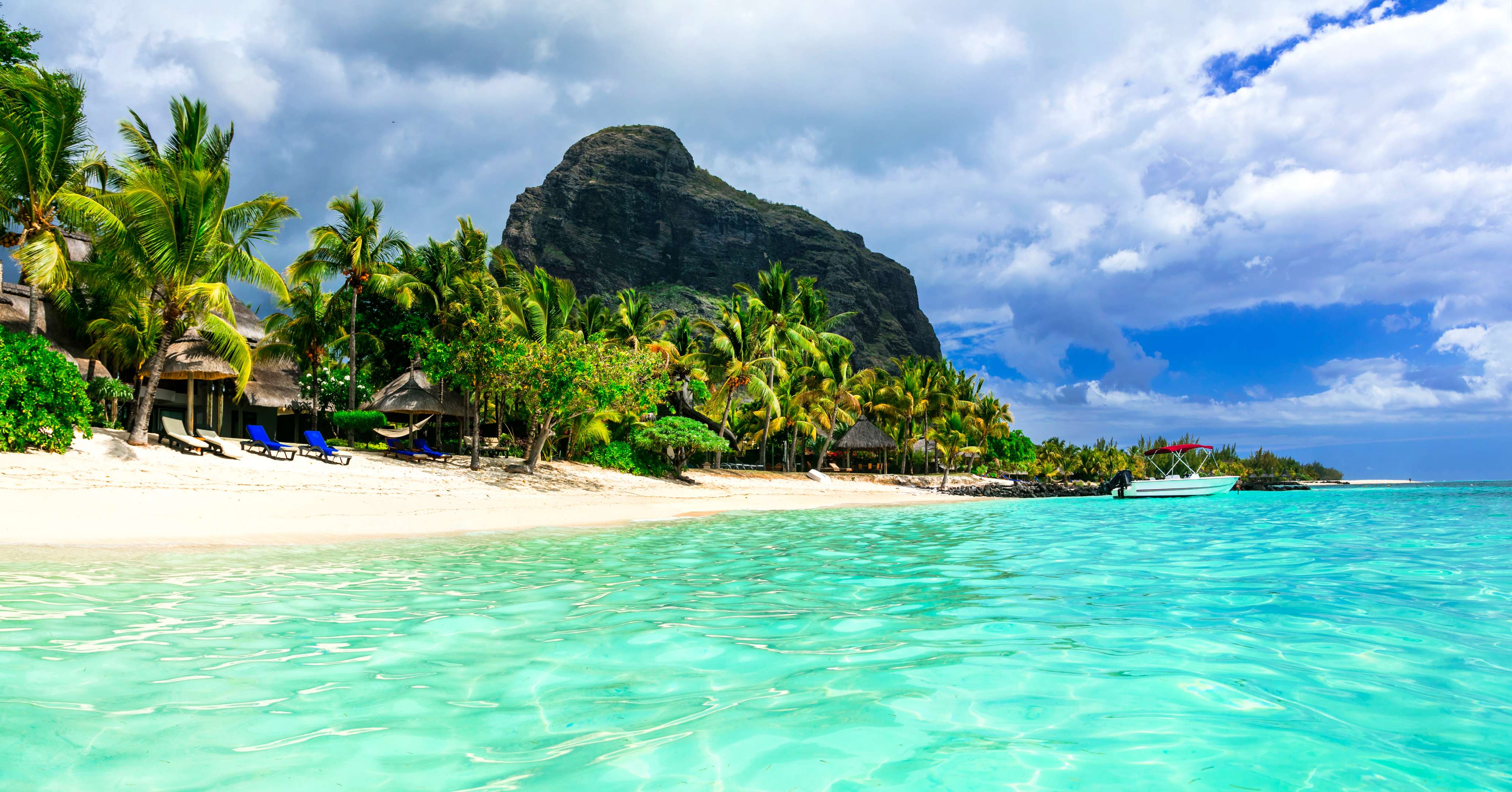 25 Islands in Mauritius That Will Take Your Breath Away