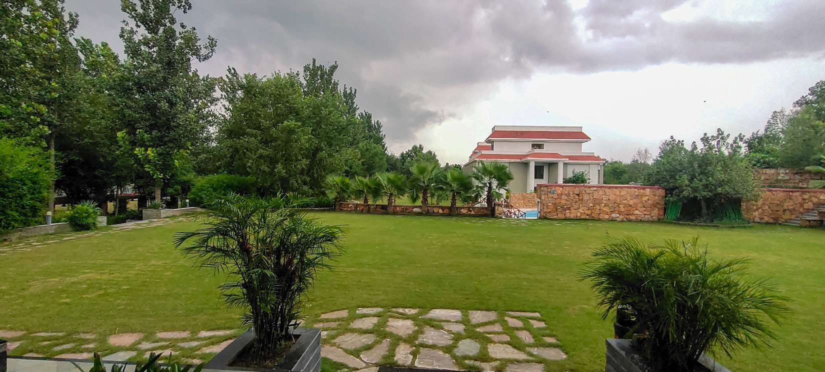 Riverarch Greenfield Resort