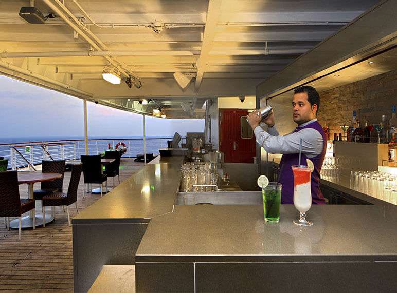 Bars at Cruise