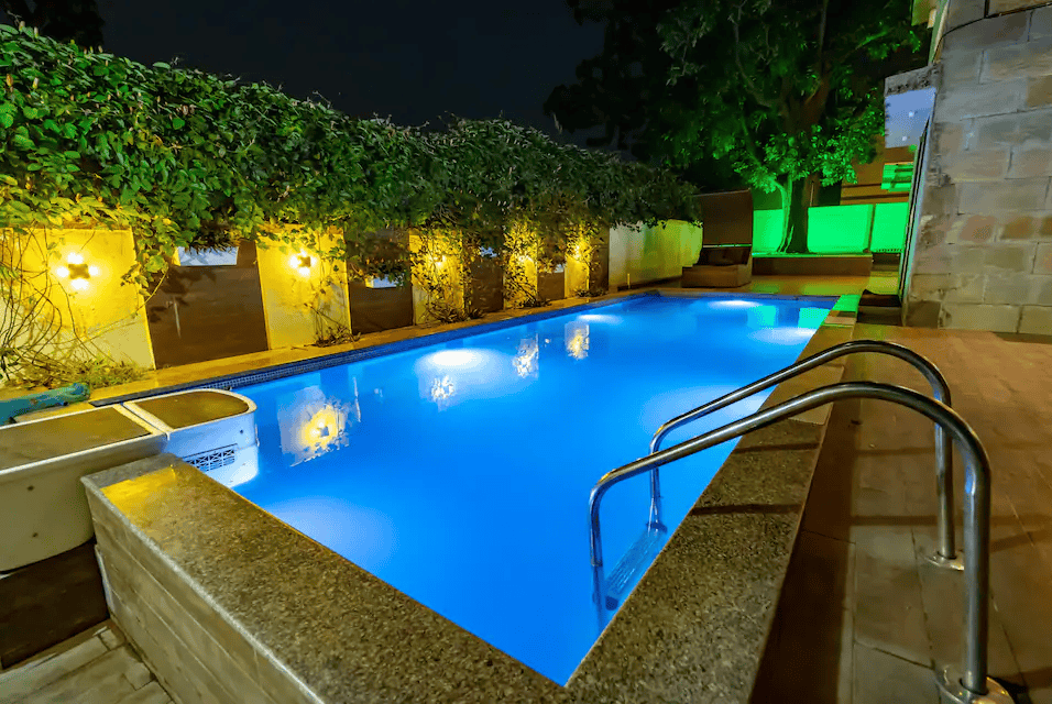 A Hill-view Villa in the Luxury of Nature, Karjat