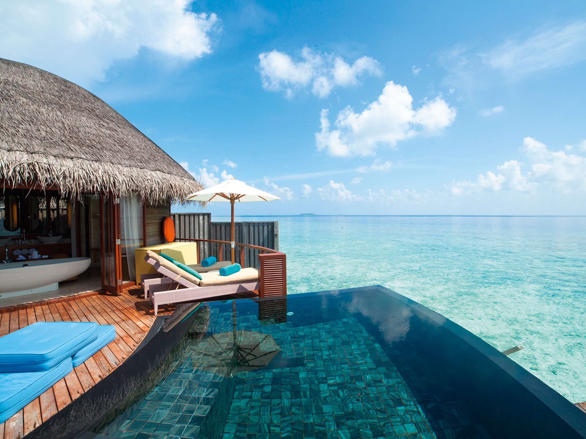 Constance Halaveli Resort