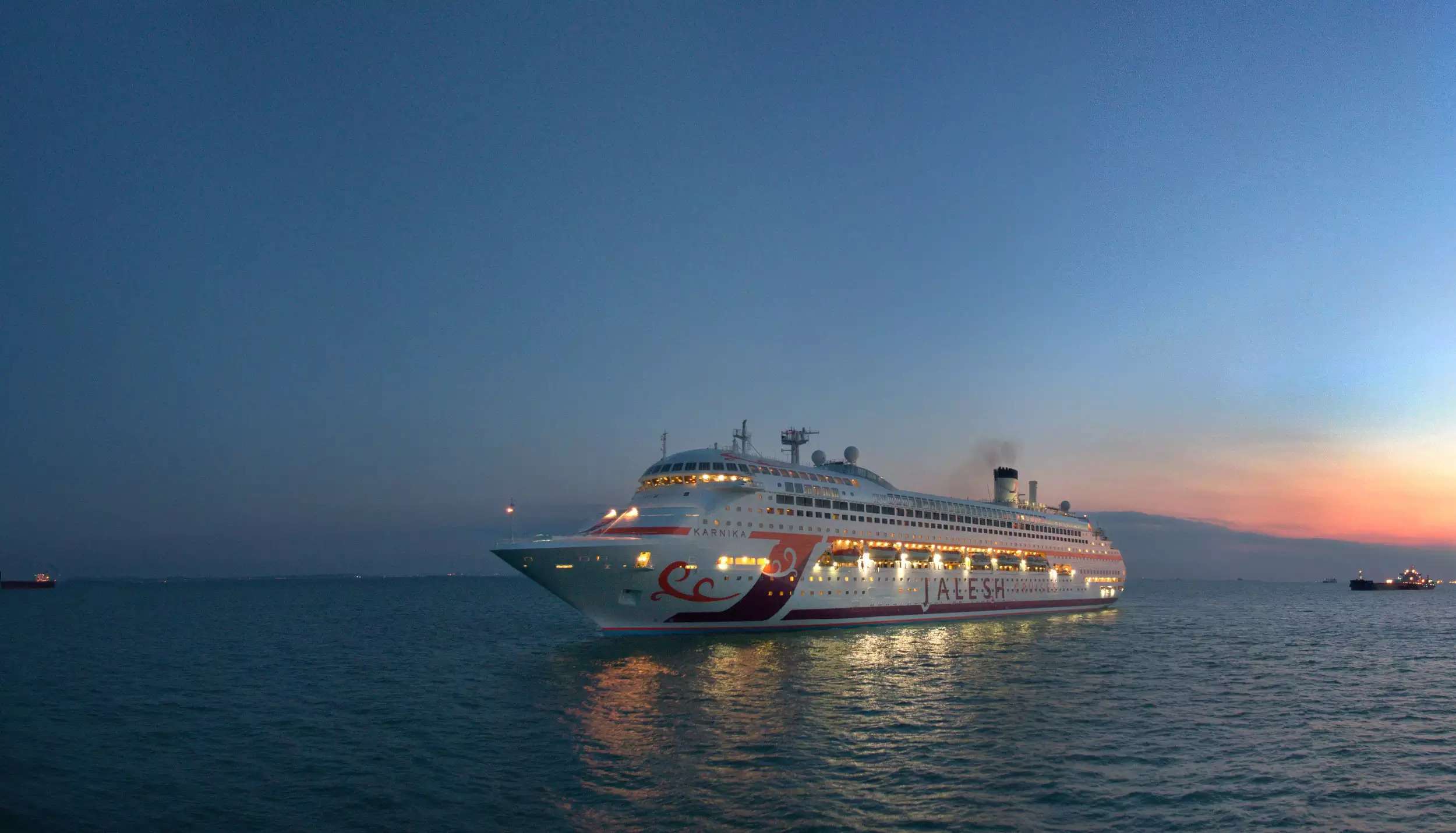 Jalesh Cruise Mumbai to Lakshadweep