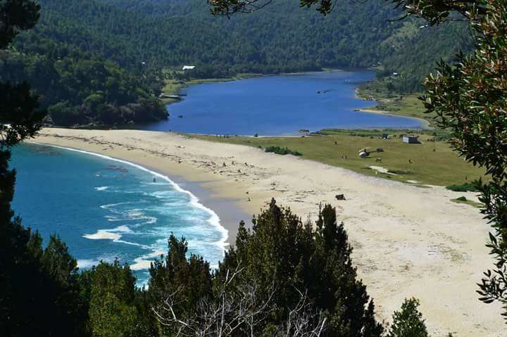 Caleta Cóndor Beach