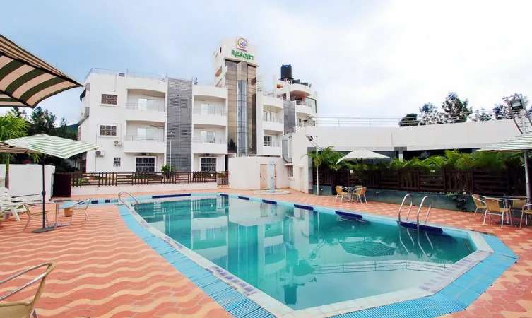 Centurion Spring Hills Holiday