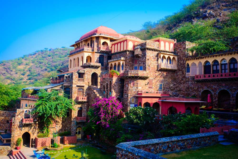Explore The Neemrana Fort Palace