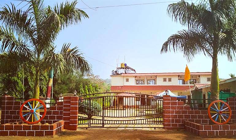 Whistling Waves Beach Resort