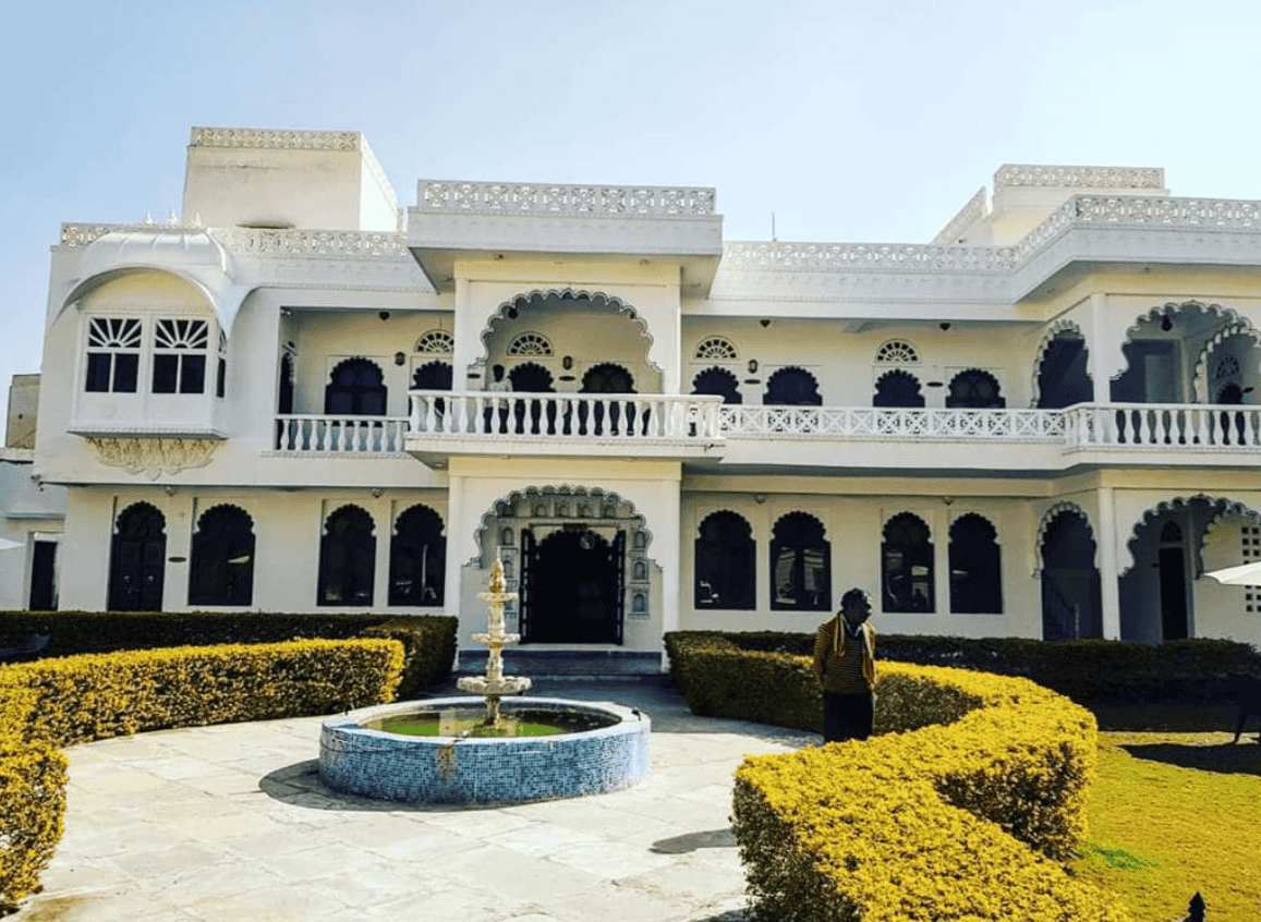 Bonjour Paradise Resort