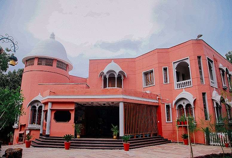 Oriental Palace Resort