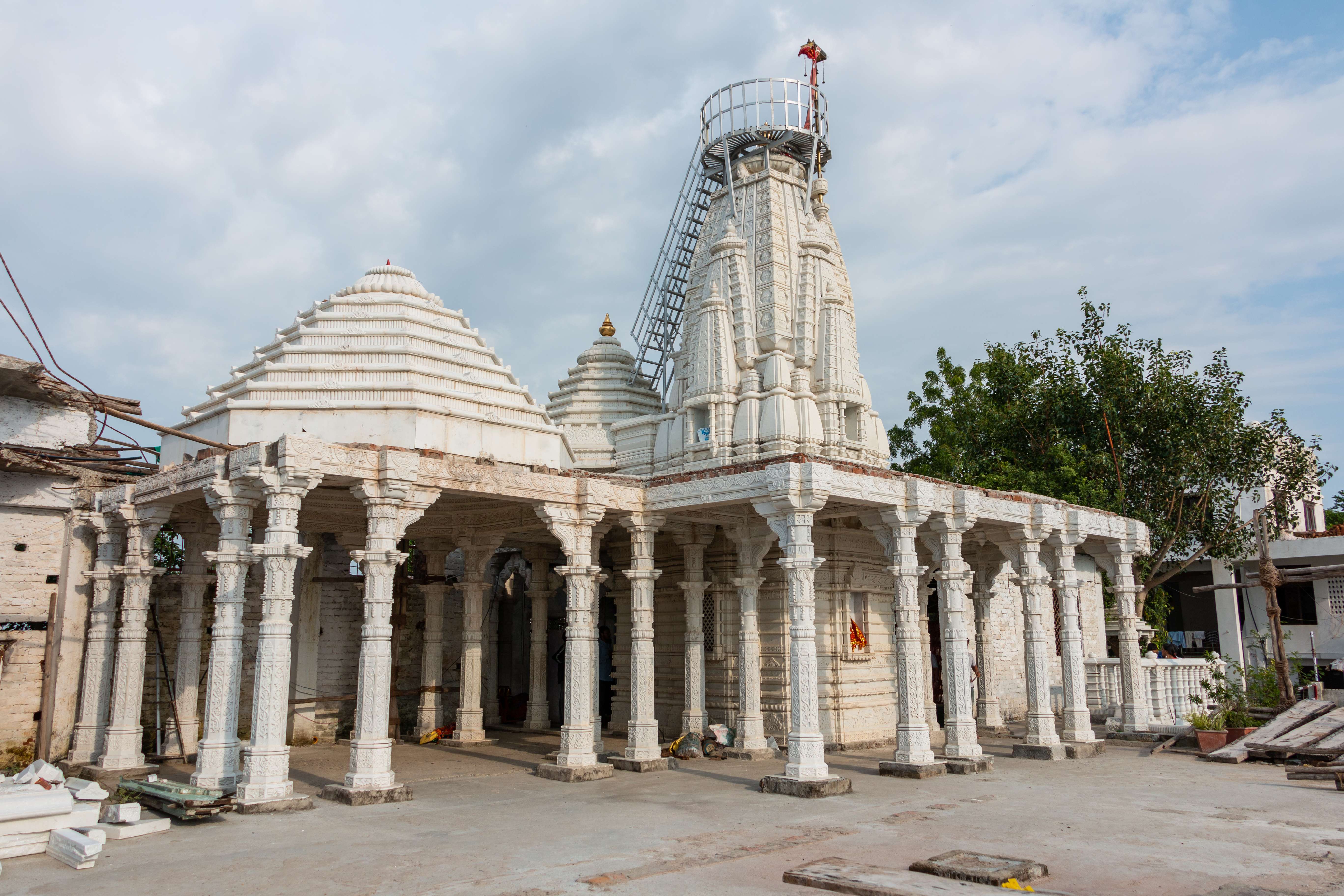 Pay a Visit to Karni Mata Temple