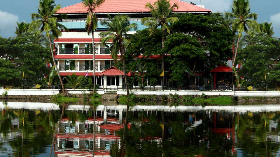 Aquaria- The Boutique Resort