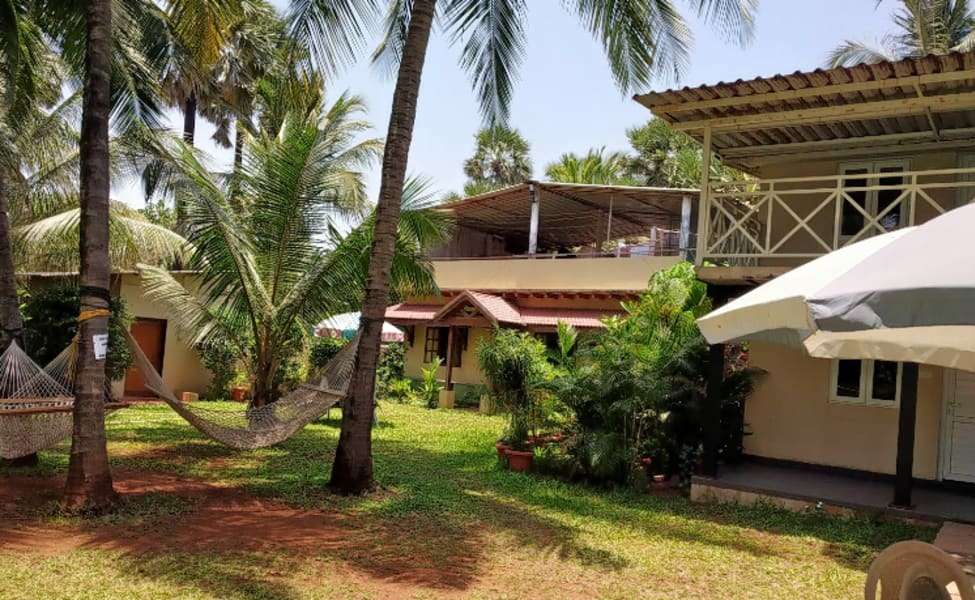 Palm Beach Resort, Manori