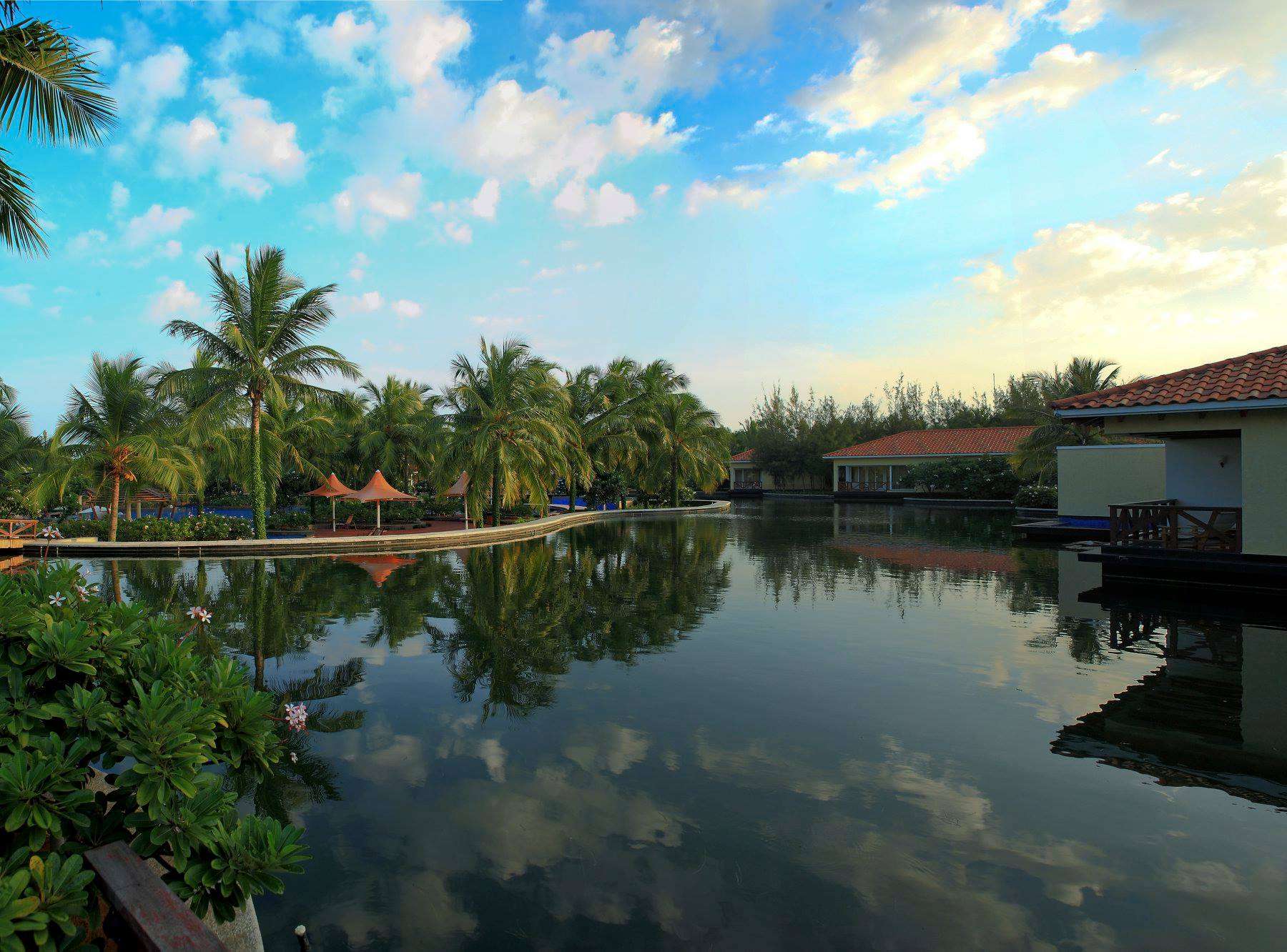 Ocean Spray Beach Resort, Pondicherry