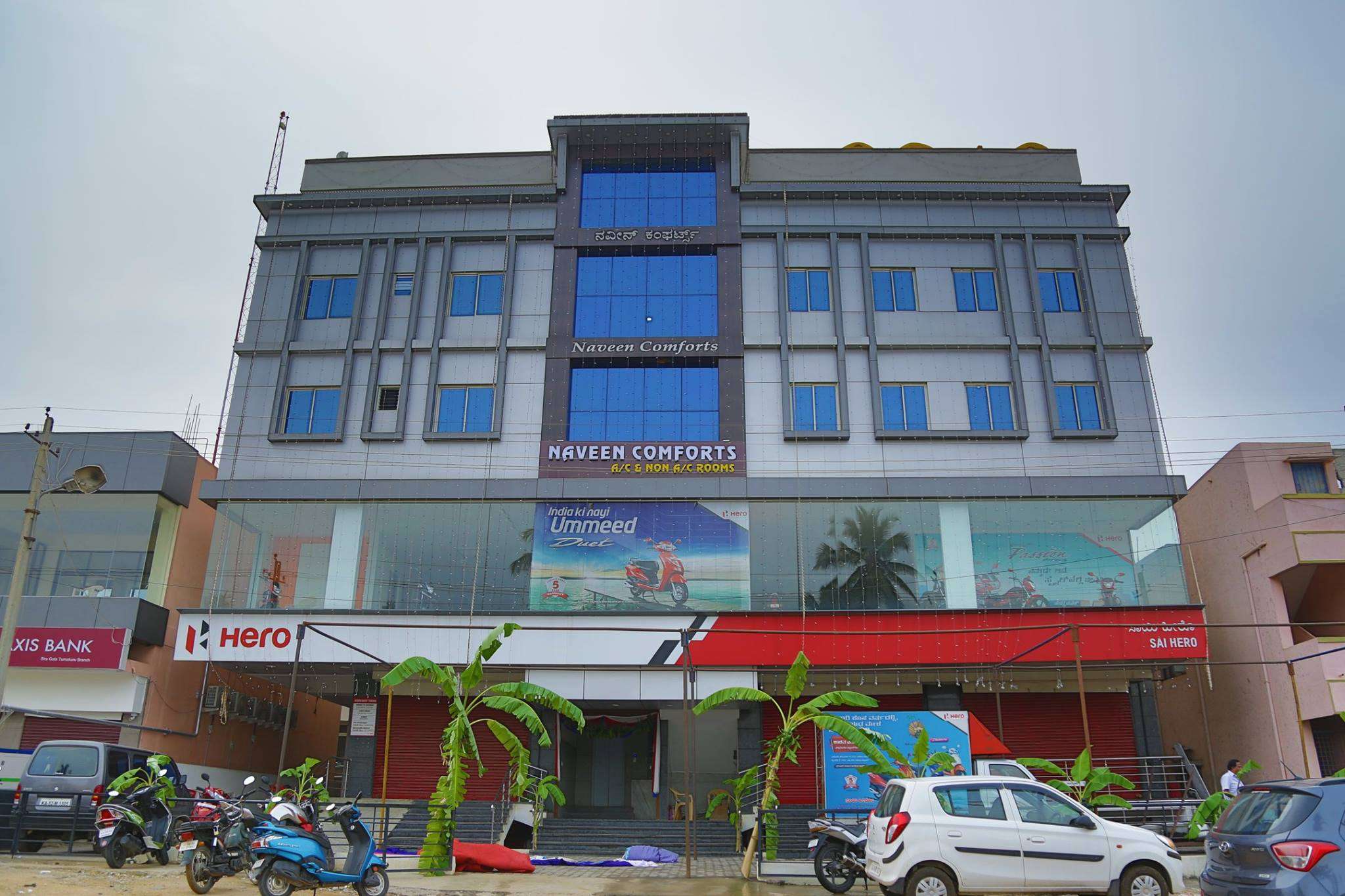 Naveen Comforts Resort