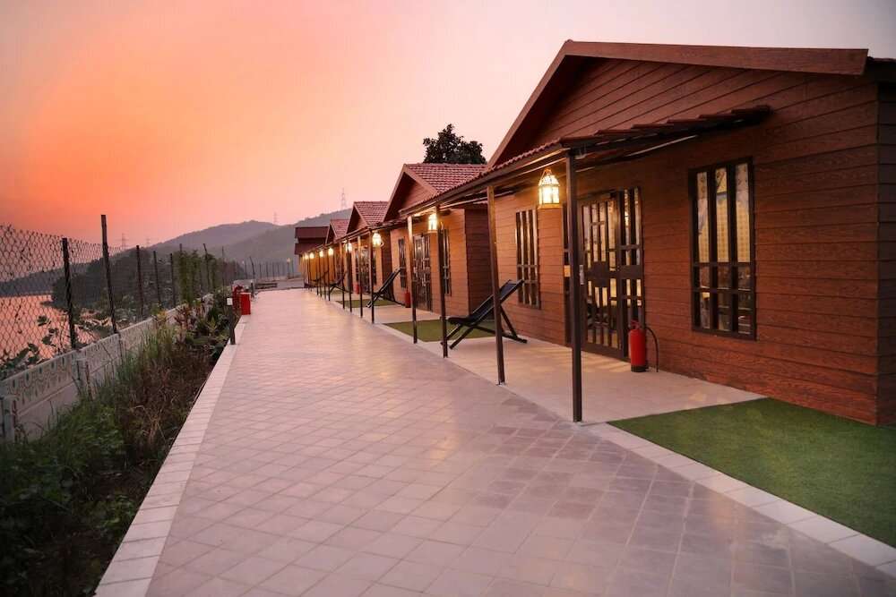 Statue of Unity Tent City 1