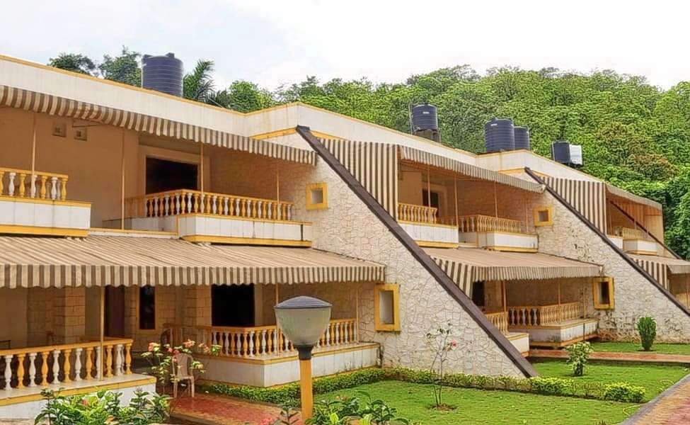 Panoramic Resort (53 km from Mumbai)