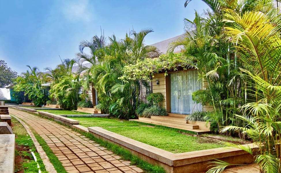 Manas Resort, Nashik (121 km from Mumbai)