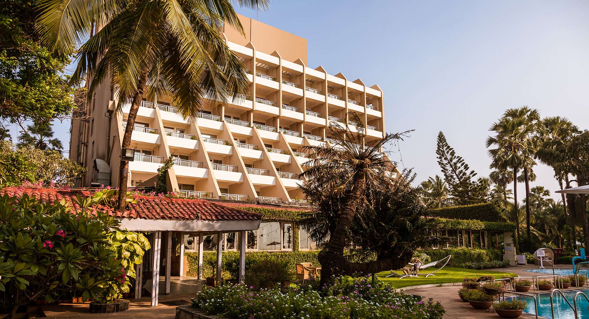 The Resort Madh-Marve