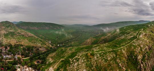 Rajgir Day Hiking from Patna, Bihar | Book Now @23%