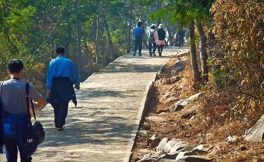 Spiritual Walking Tour, Rajgir | Book Now @28% off