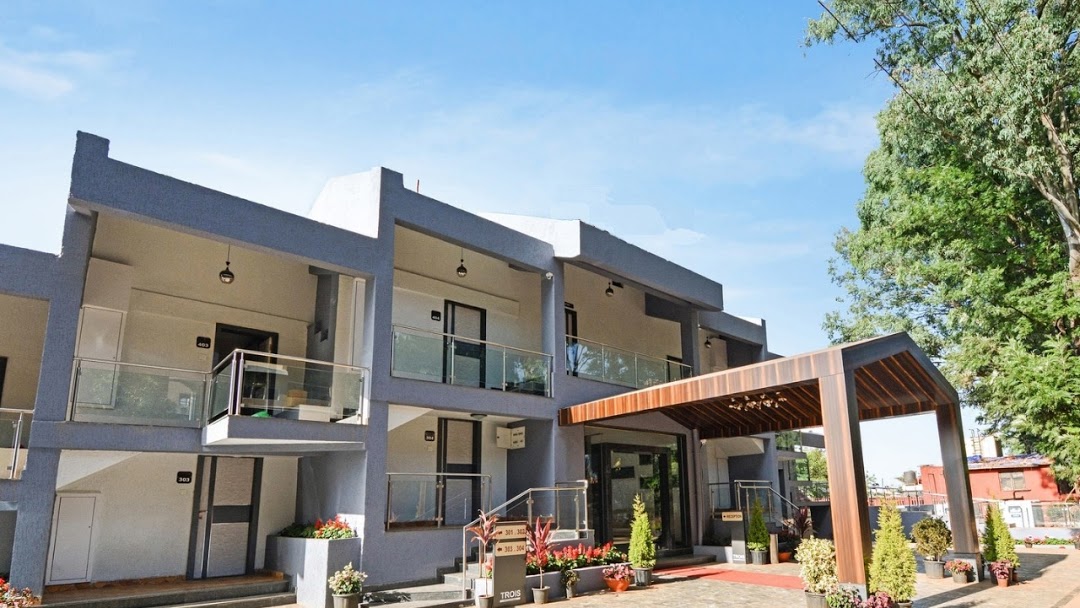 Cloud Mist Resort & Spa