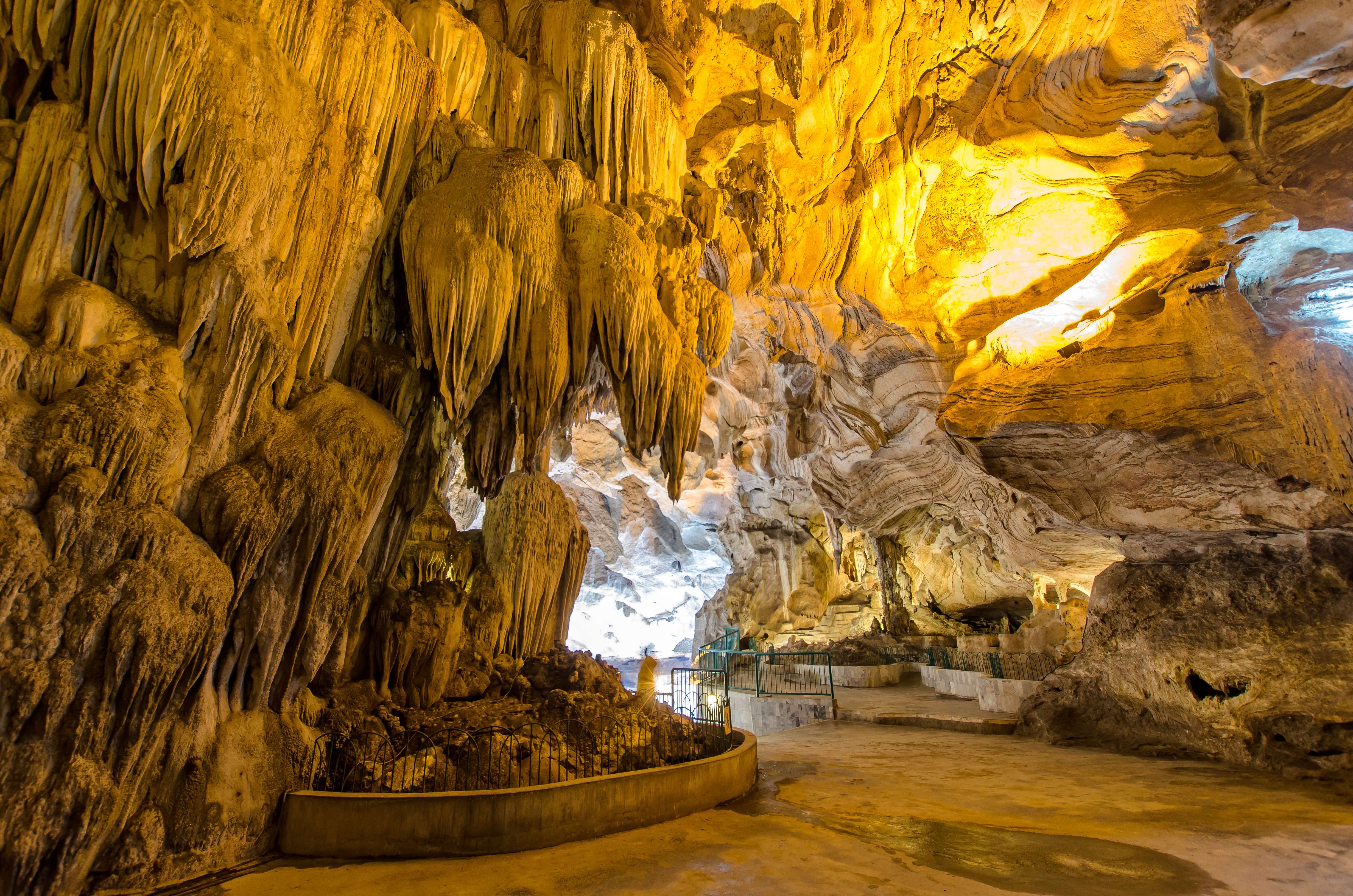 KeK Lok Tong Cave Temple