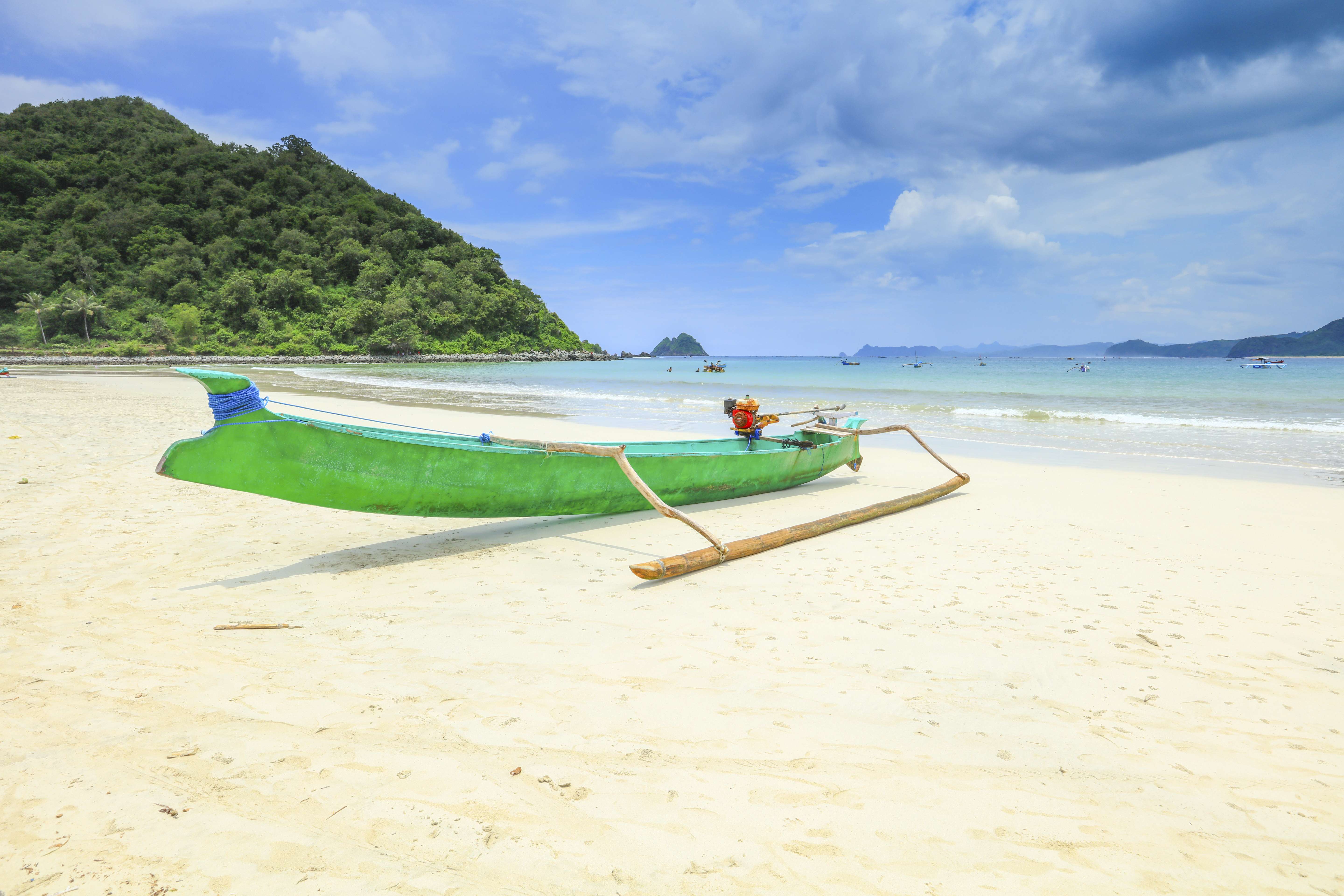 Surf at Senggigi Beach