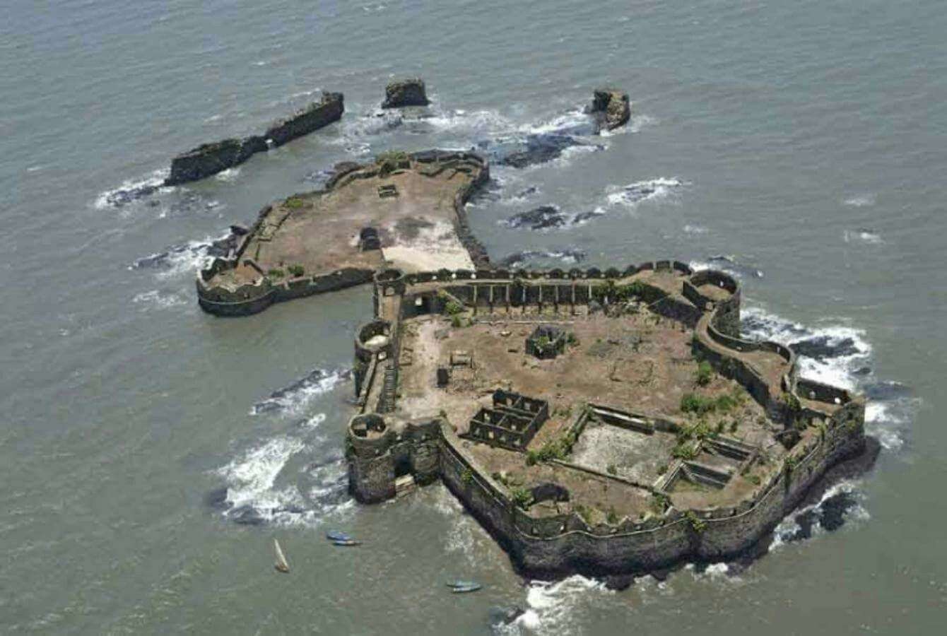 Visit Padmadurg Fort