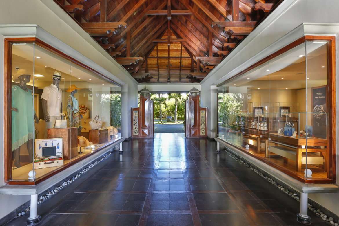 Maradiva Villas Resort & Spa