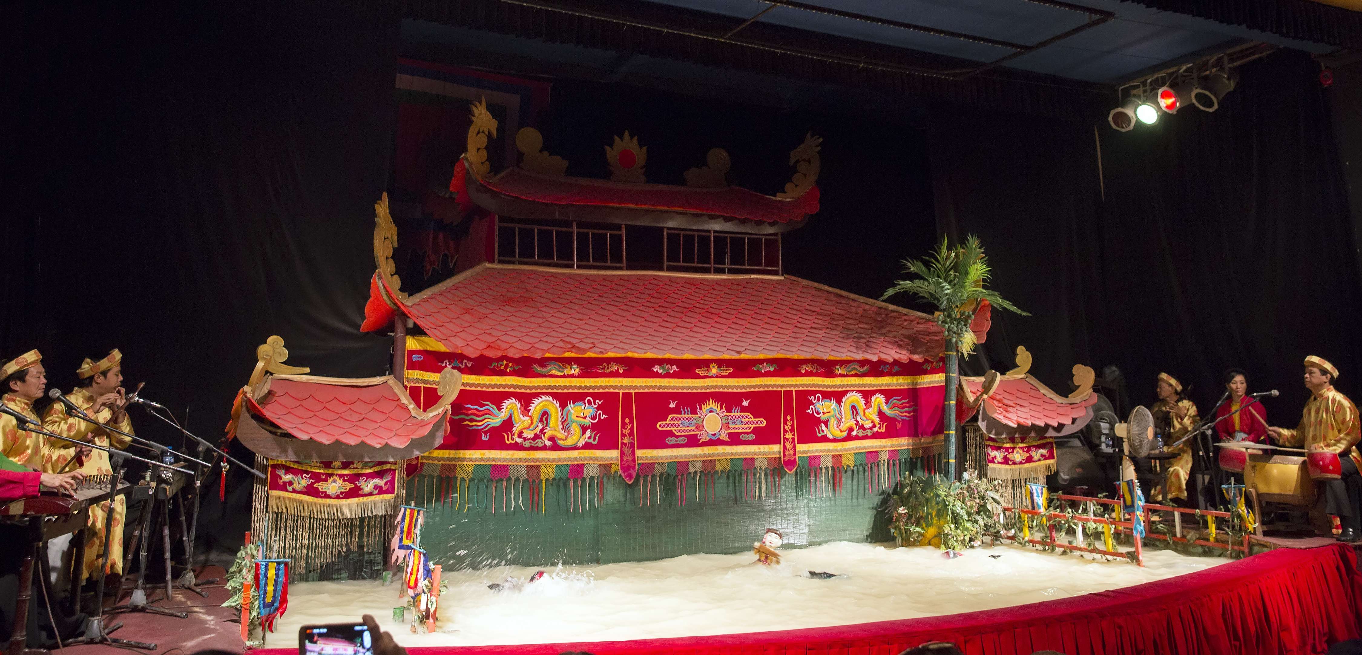Golden Dragon Water Puppet Theatre
