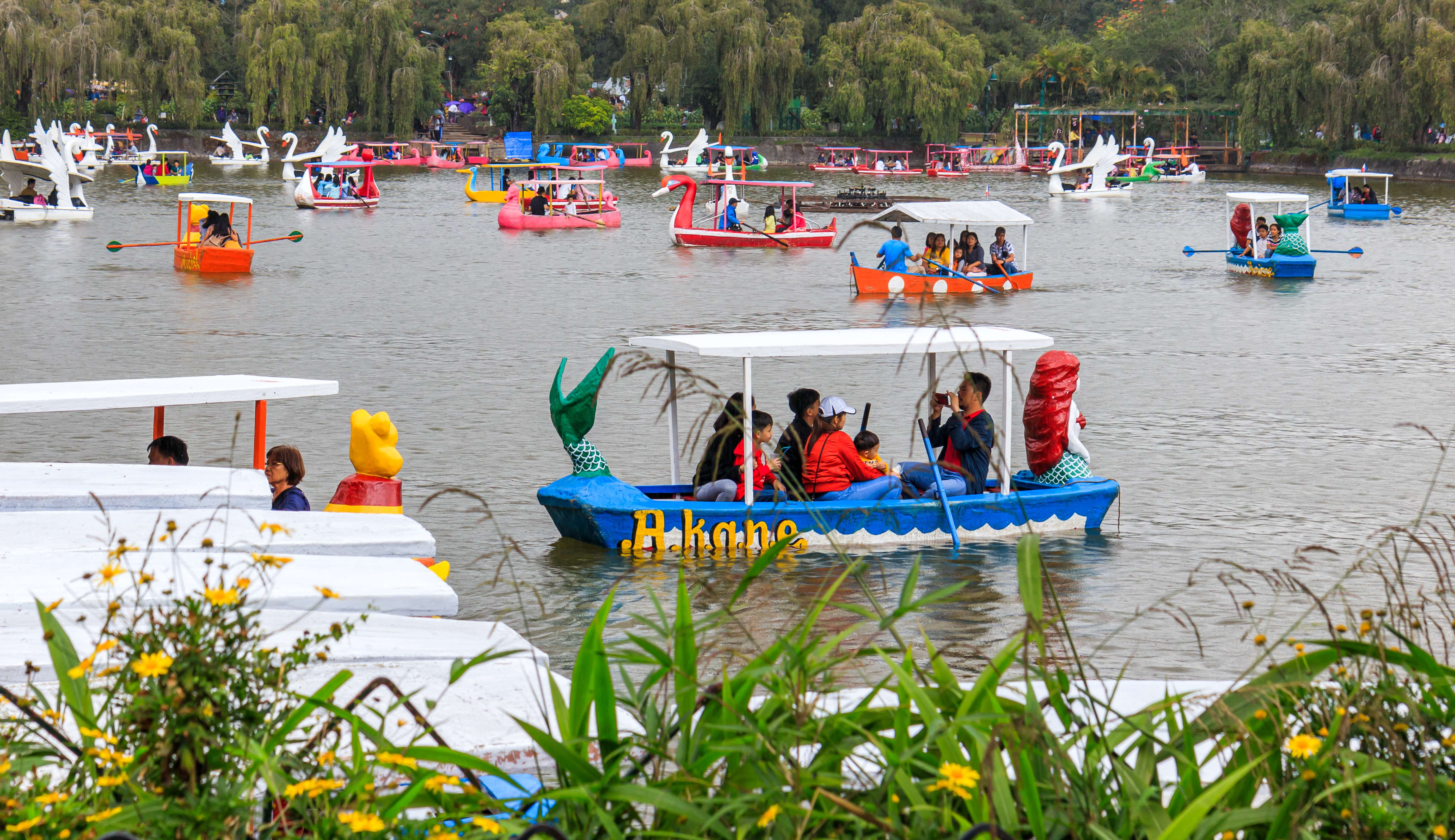 Enjoy Some Activities At Burnham Park