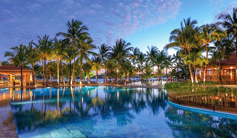 Mauricia Beachcomber Resort & Spa