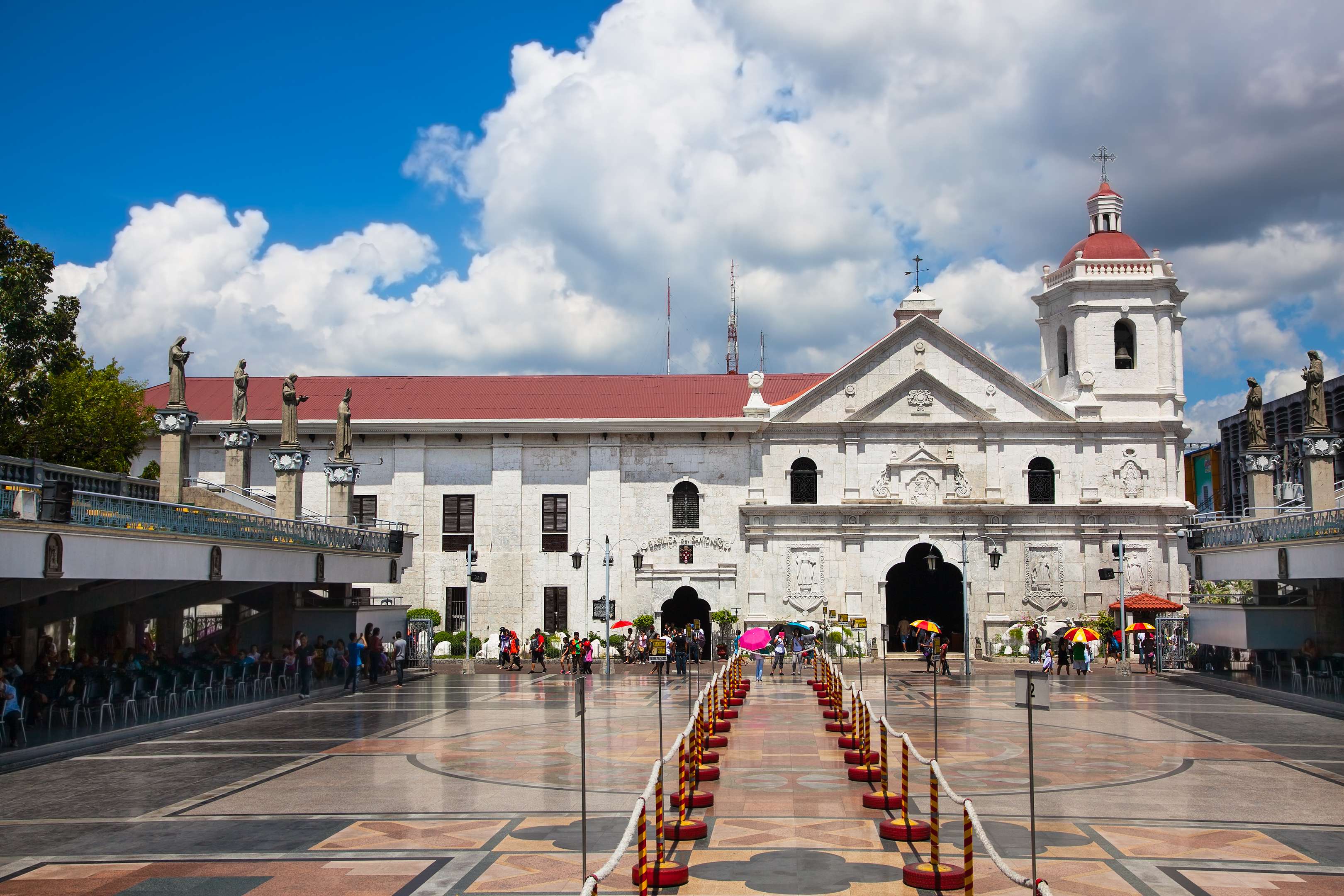 Visit Basilica Del Santo Nino