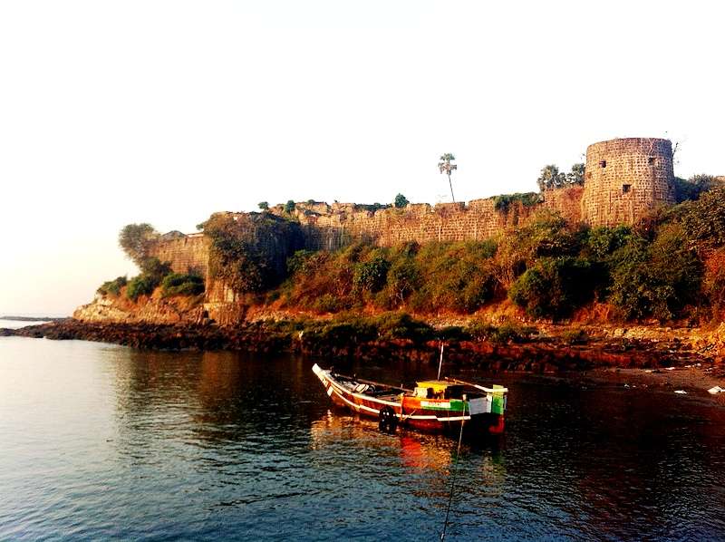 Stroll at Madh Island