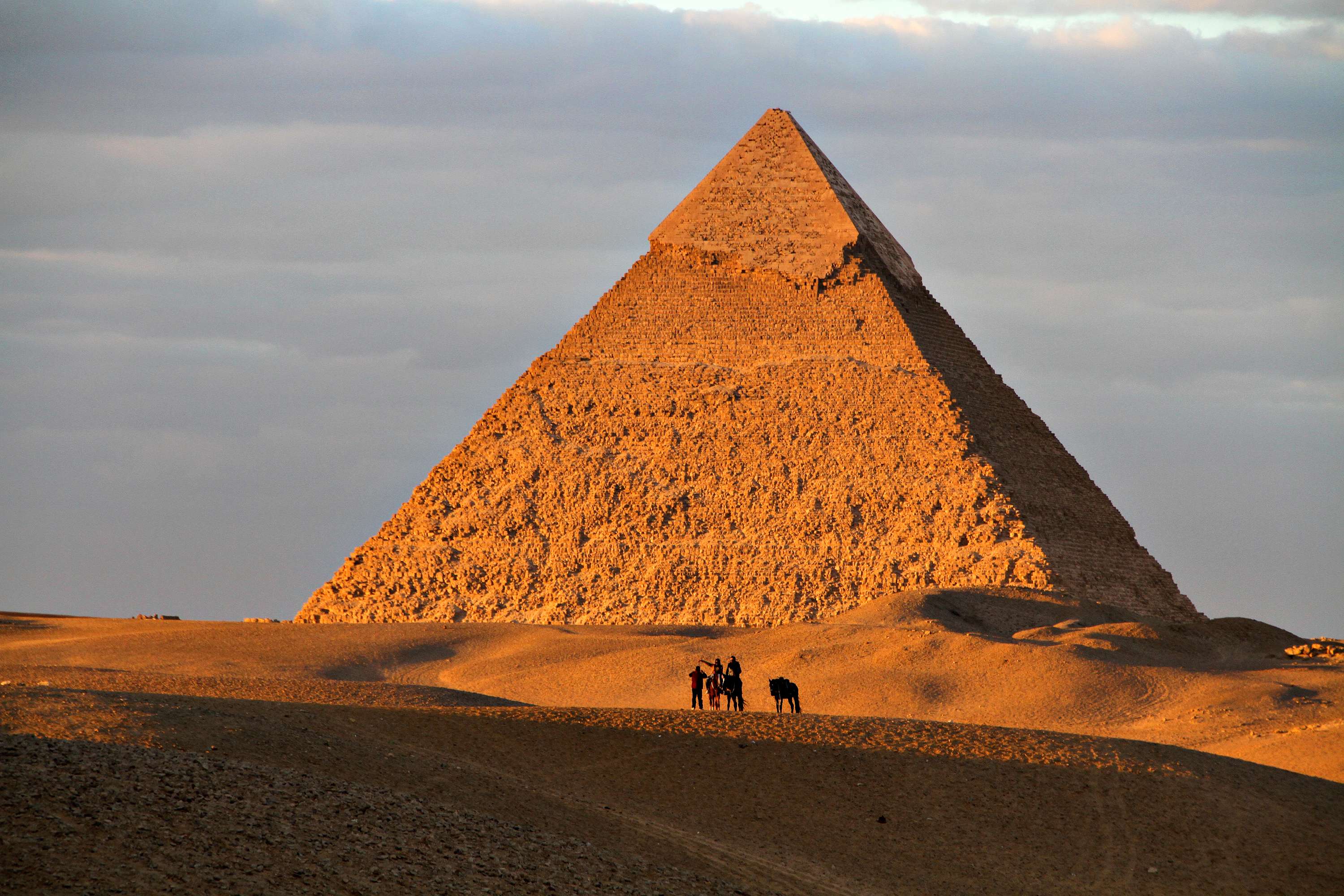 Pyramid of Khafre