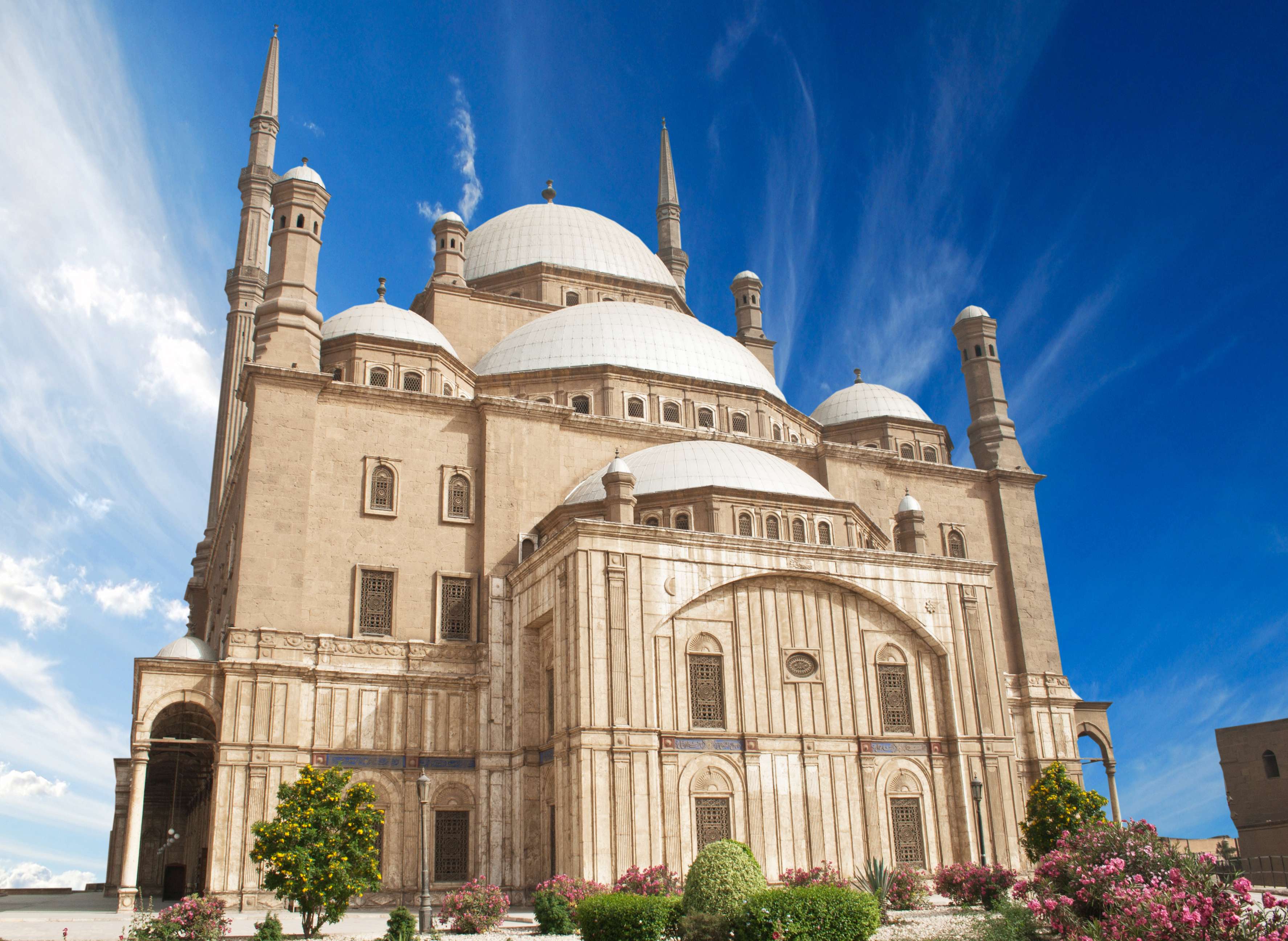 Visit the Most Popular Islamic Mosque, The Mosque of Mohamed Ali