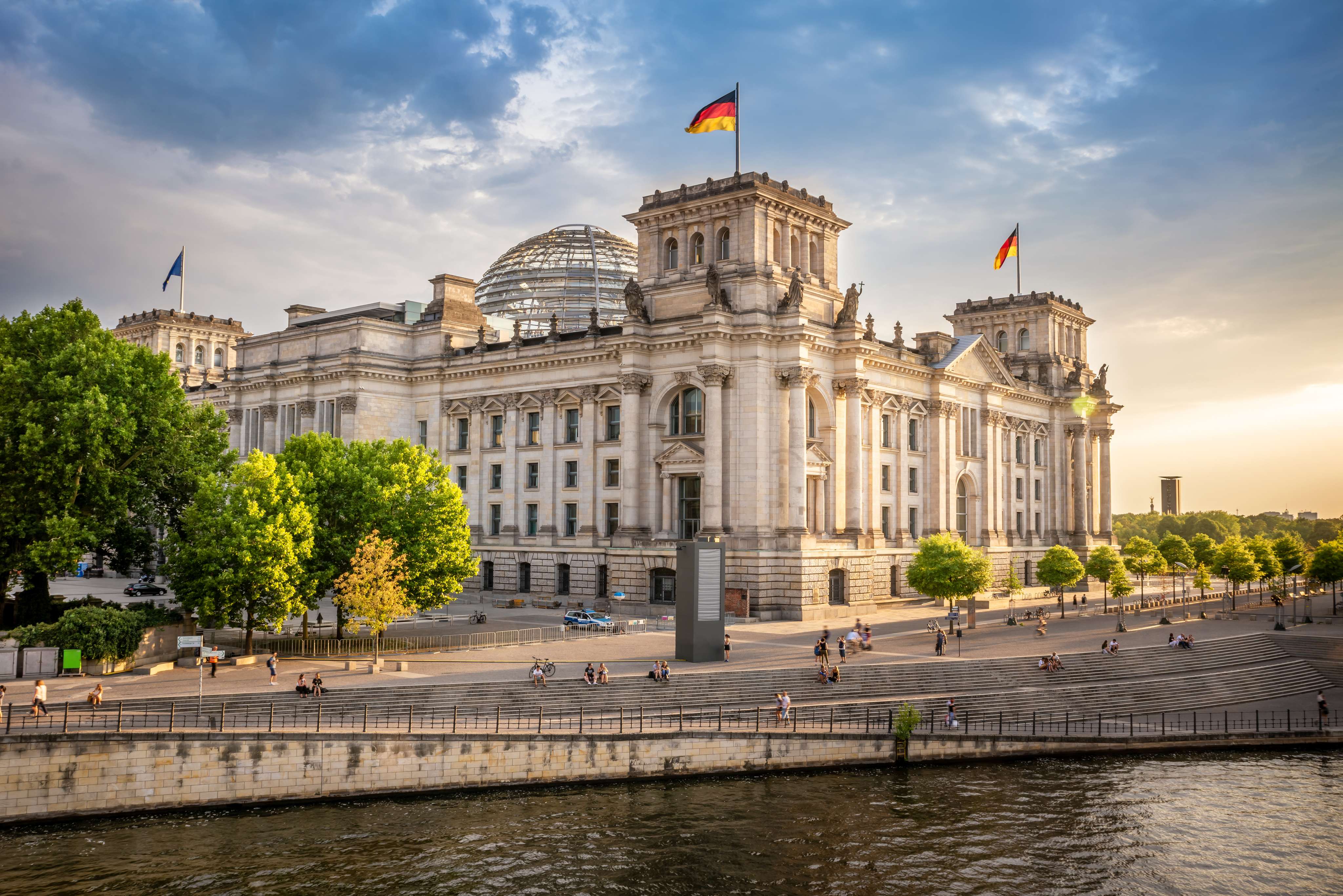 Have a Panoramic View of Berlin From The Top of Reichstag