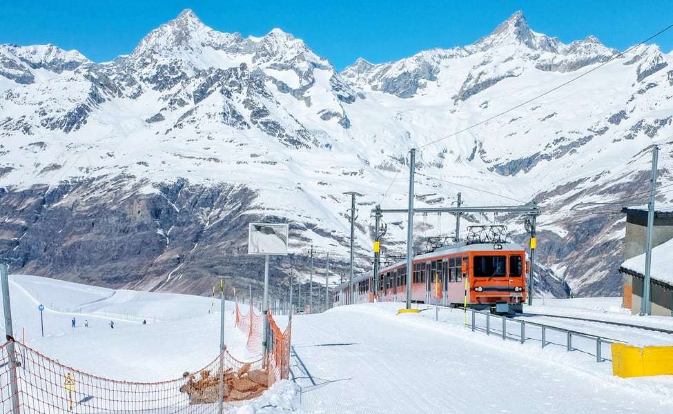 Enjoy the Alps with a Train Ride to Jungfraujoch to Interlaken