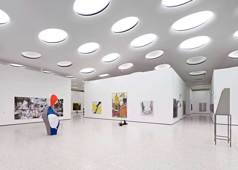 Go Art Gallery Hopping at Frankfurt