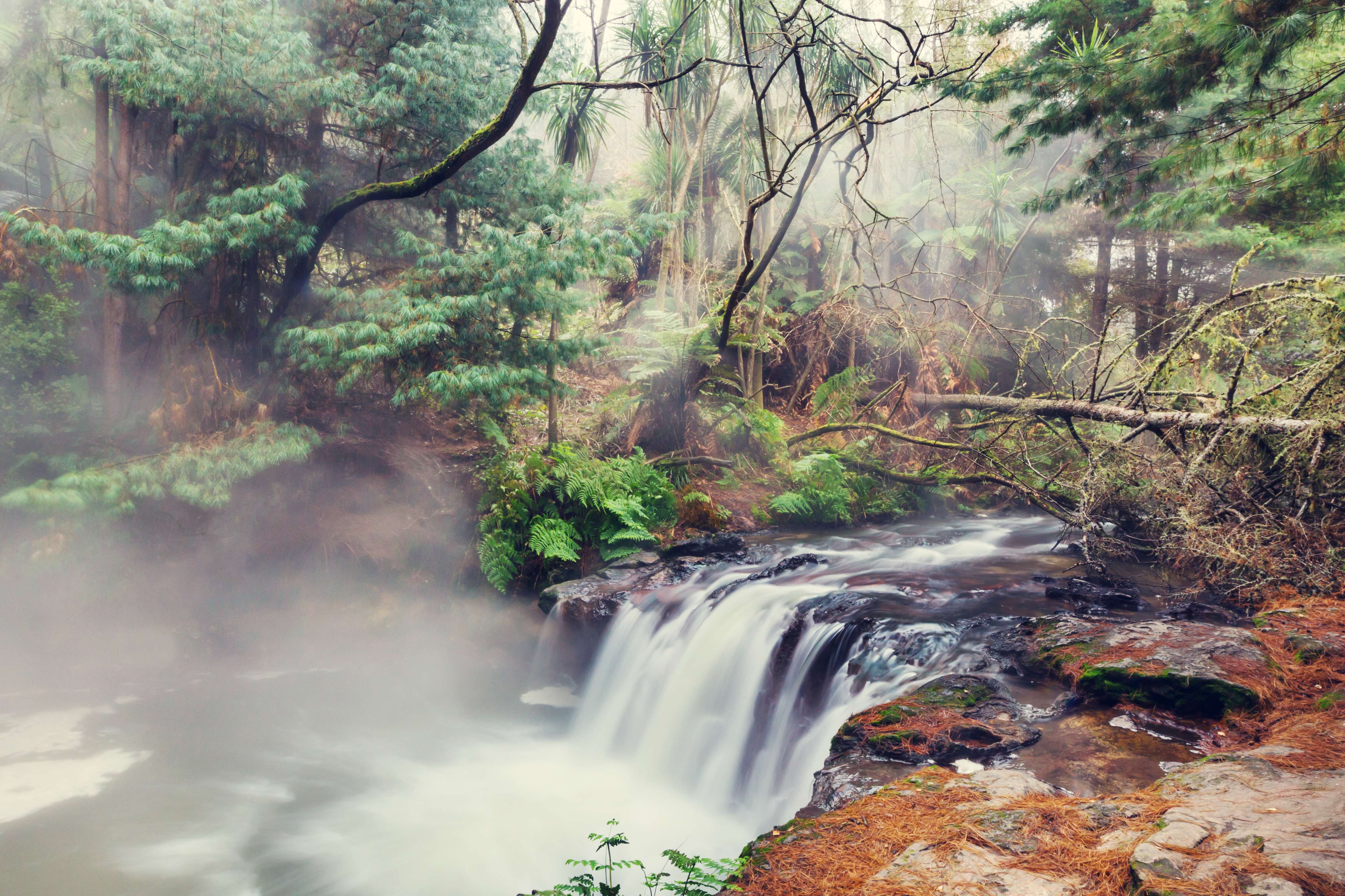 Waterfall Spout Bath Wai-o-Tapu