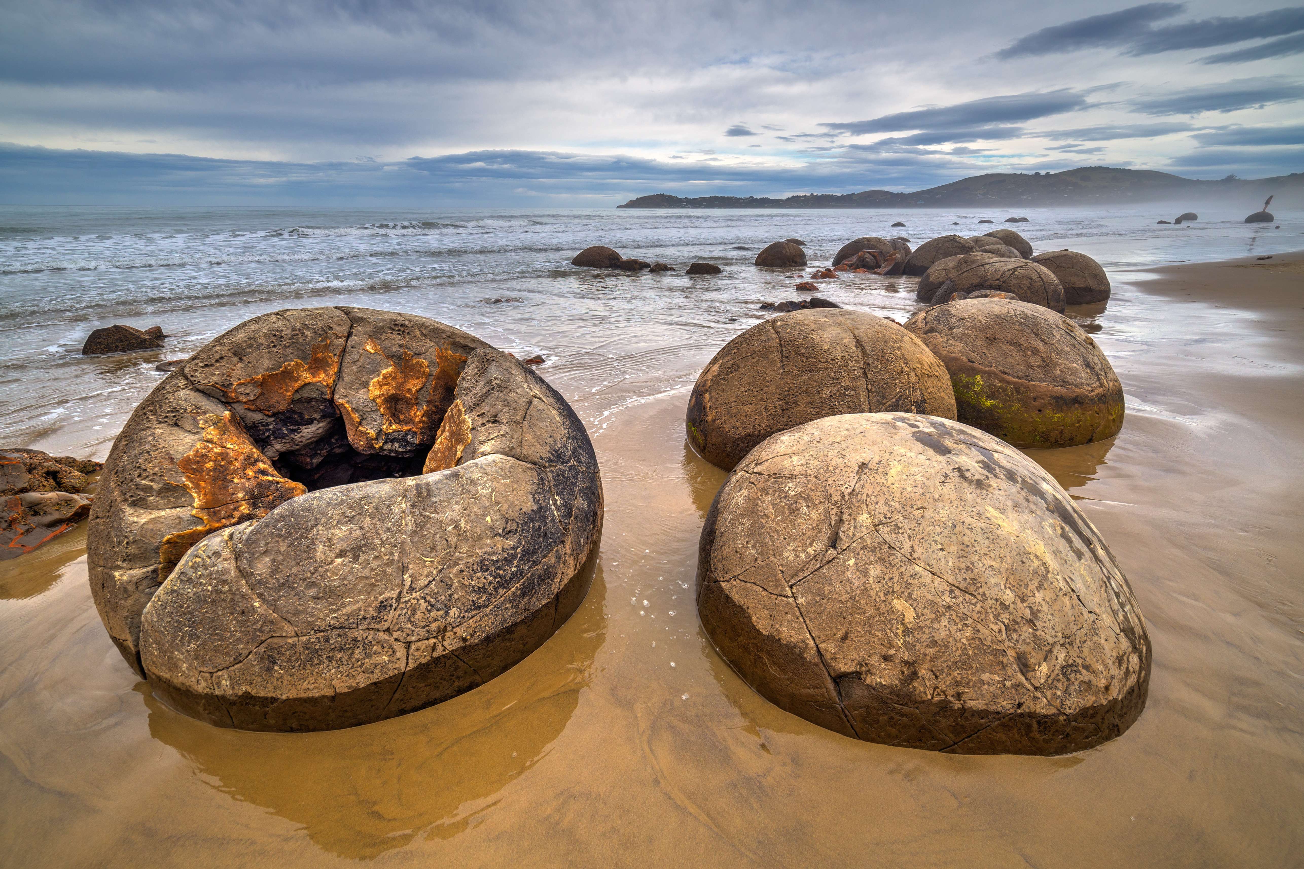Moeraki Beach