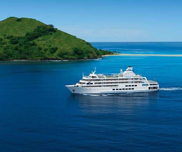 Cruise Around the Bay and Outer Islands