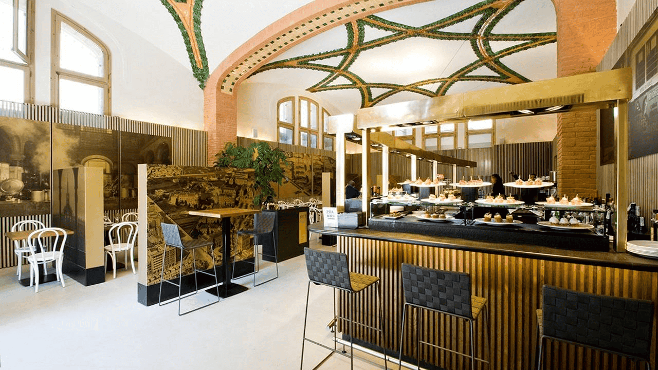 1902 Cafe Modernista