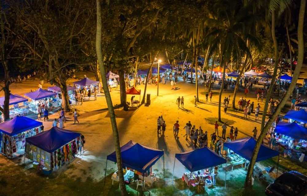 Shop at Beau Vallon Night Market