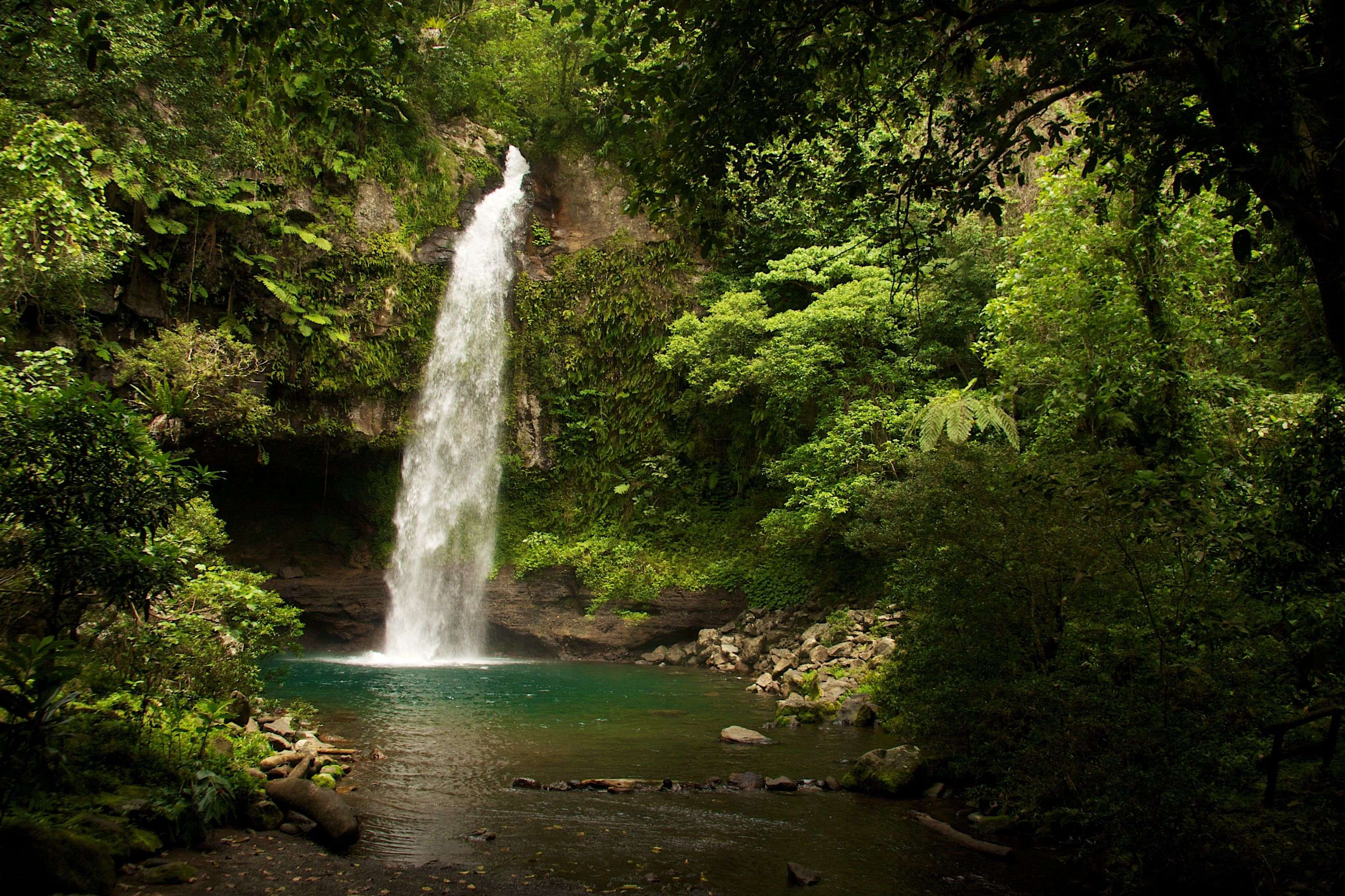 Nakawaga Waterfall
