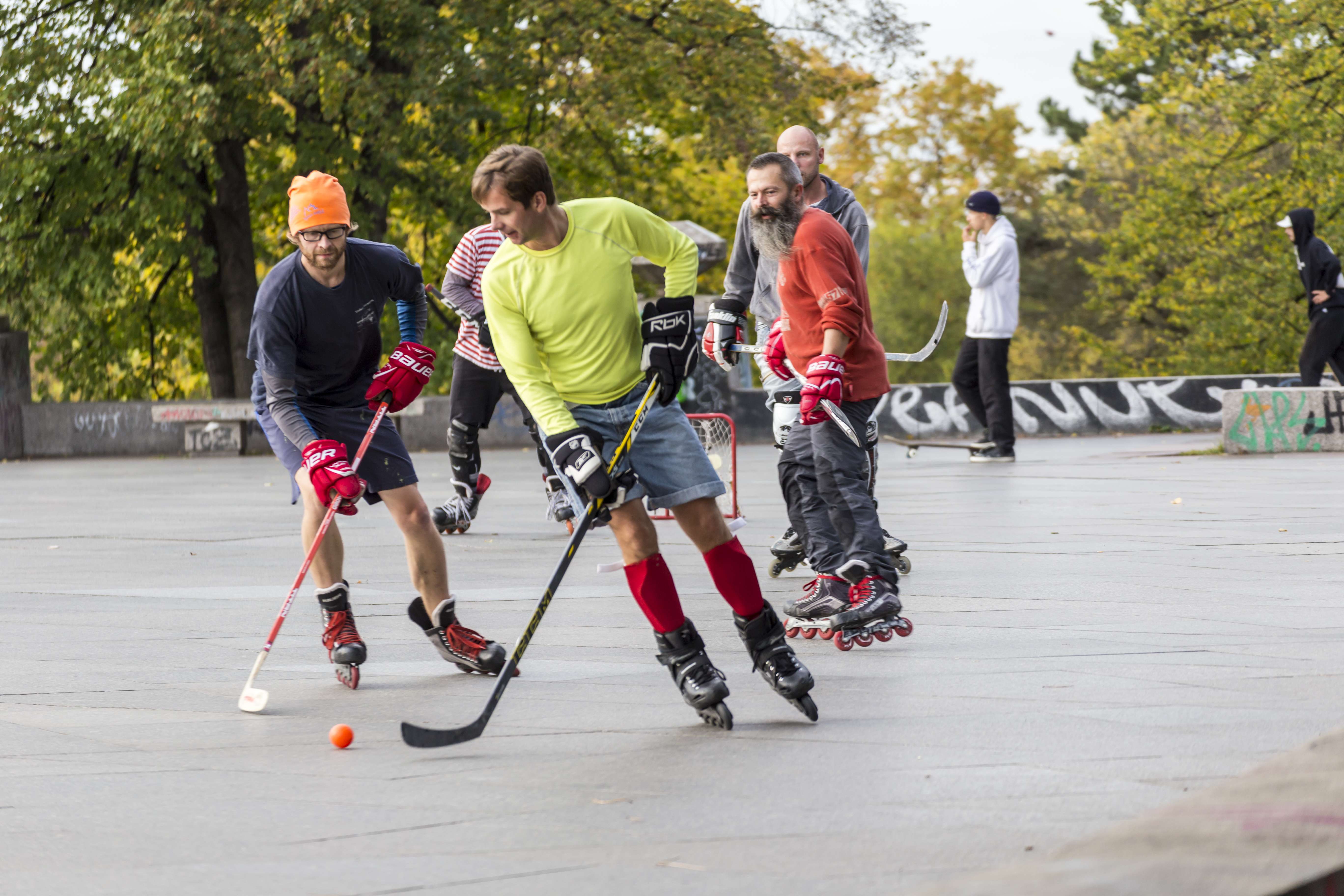 Do Skating at Stalin Monument